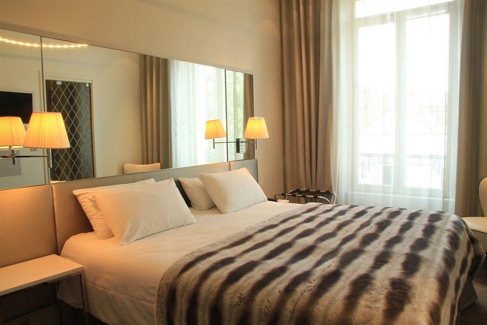 Le Cesar Hotel Provins Dış mekan fotoğraf